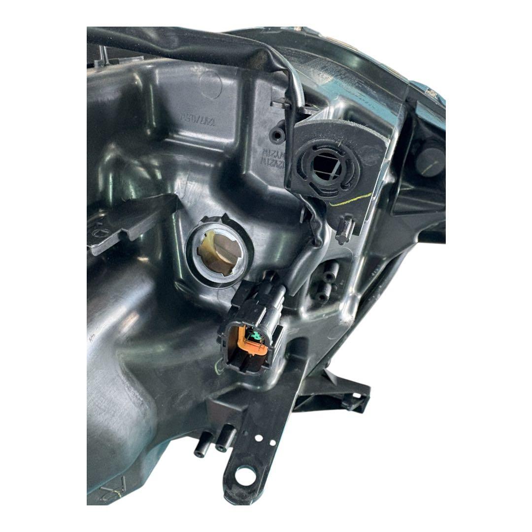 エクストレイル　T32 LEDヘッドライト　運転席側