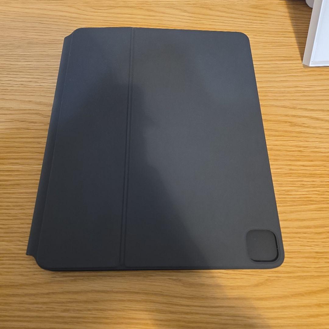目*黒様 Apple MagicKeyboard 12.9インチ用　 第5世代