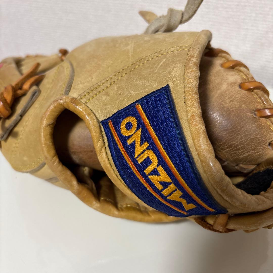 お*す様 ミズノ グローブ　赤カップ　限定品