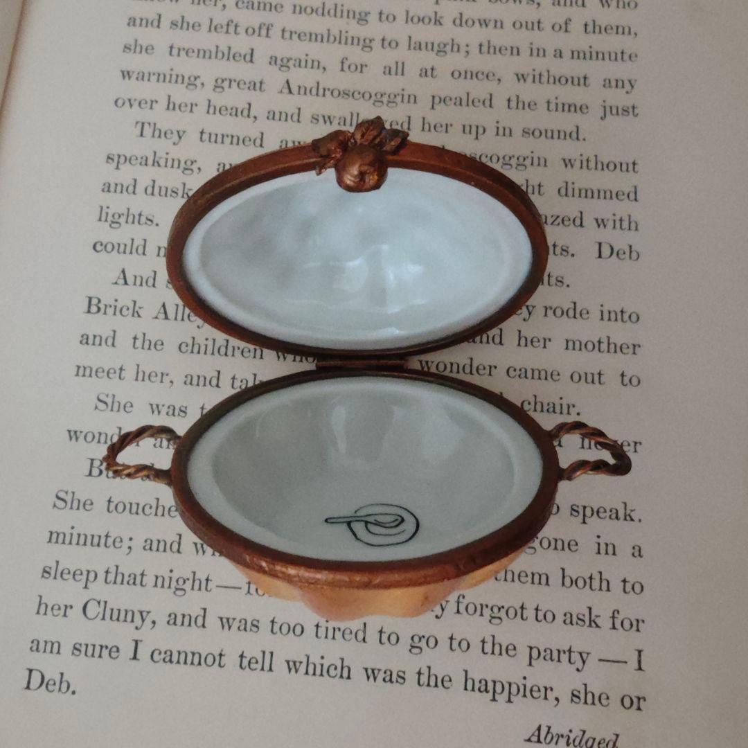 リモージュボックス　ベリータルト　フランス製　陶器　小物入れ　ミニチュア