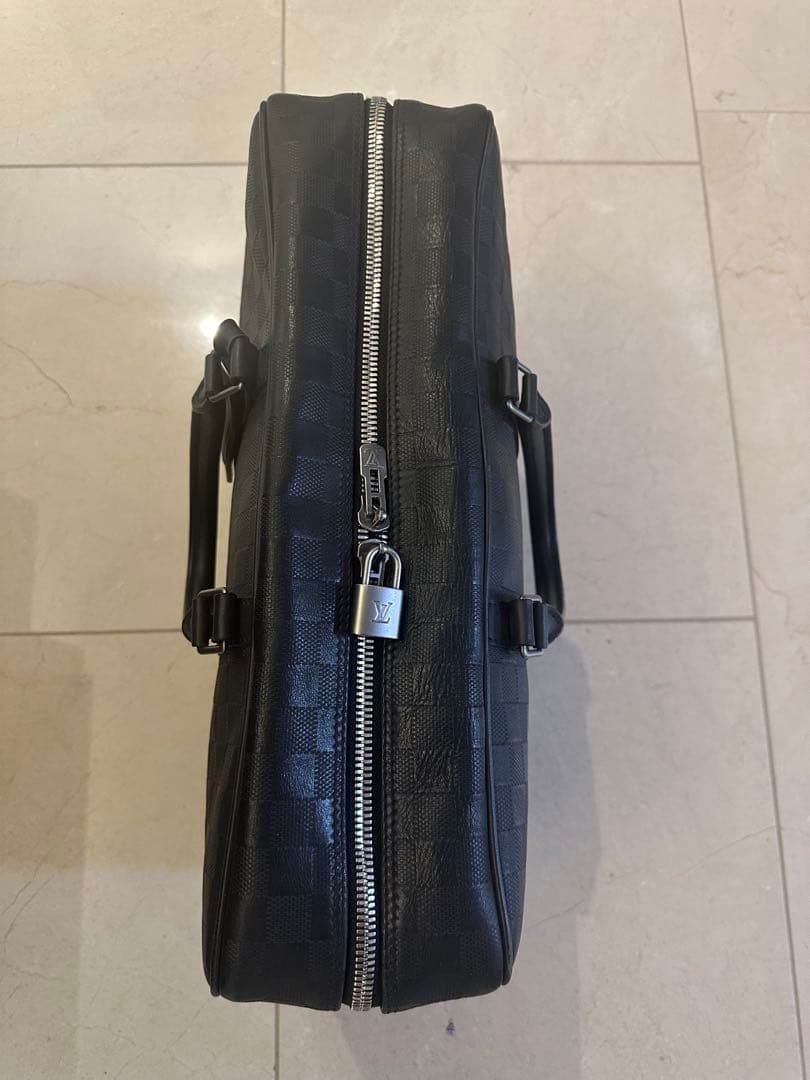 ゼウス　LOUIS VUITTON ポルトドキュマン・ヴォワイヤージュ