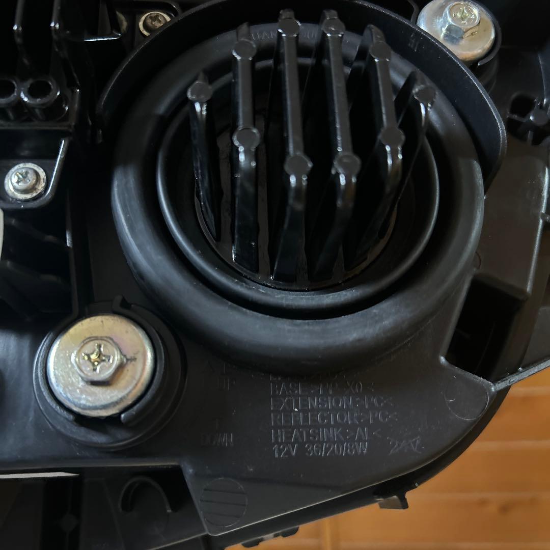 ヤマハ　マジェスティS　SG52J後期型 純正LEDヘッドライト　点灯確認OK