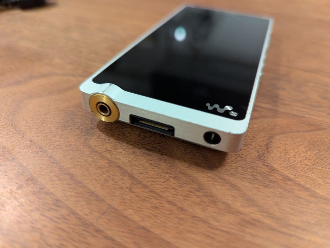 SONY NW-ZX1小キズのみ美品 ケーブルあり