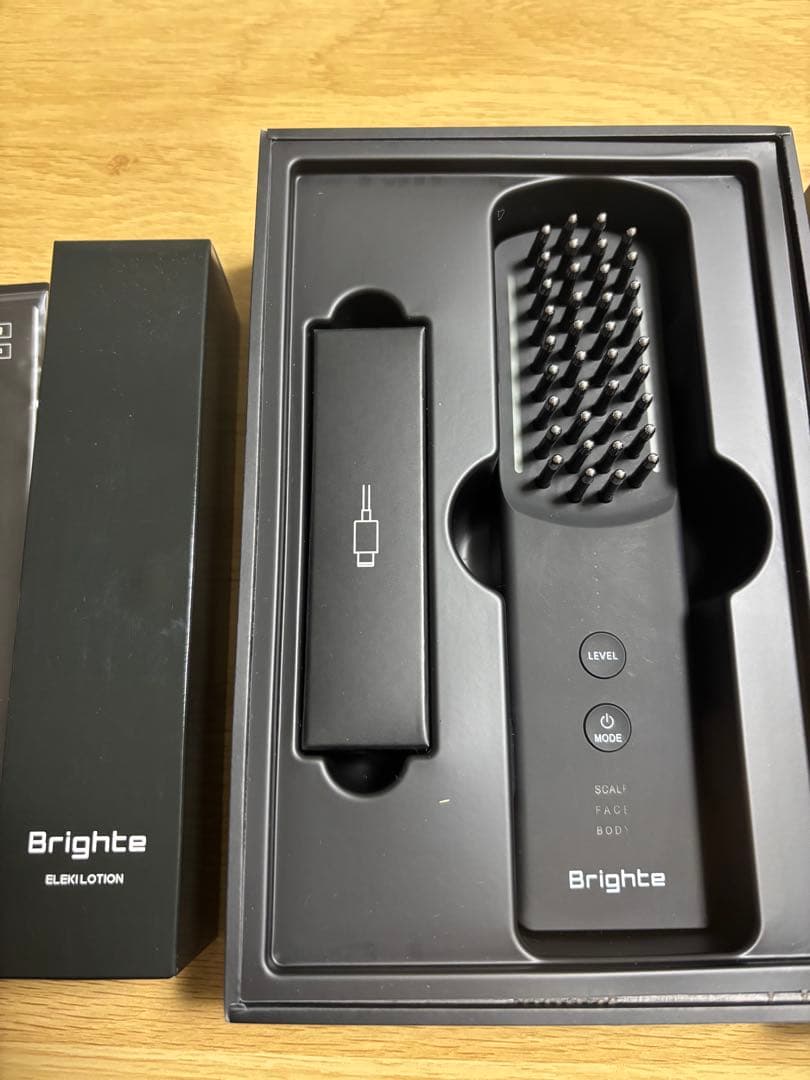 Brighte ELEKIBRUSH + （化粧水付）