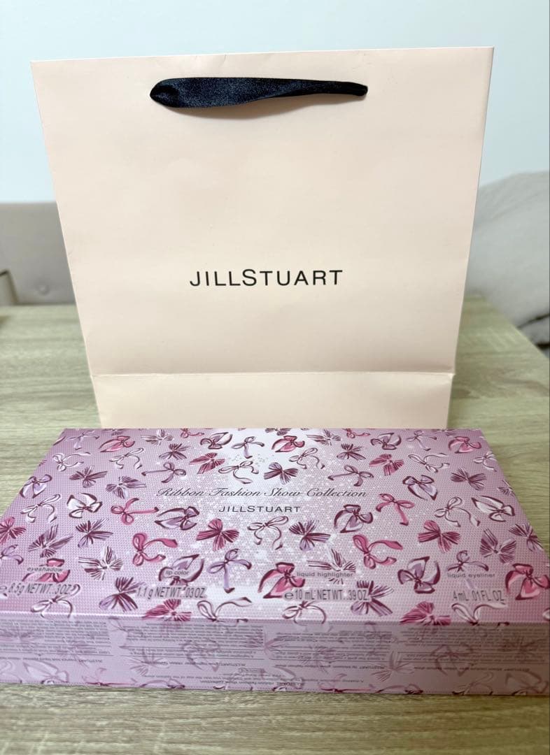 ジルスチュアート リボンファッションショーコレクション 2025 コフレ 新品