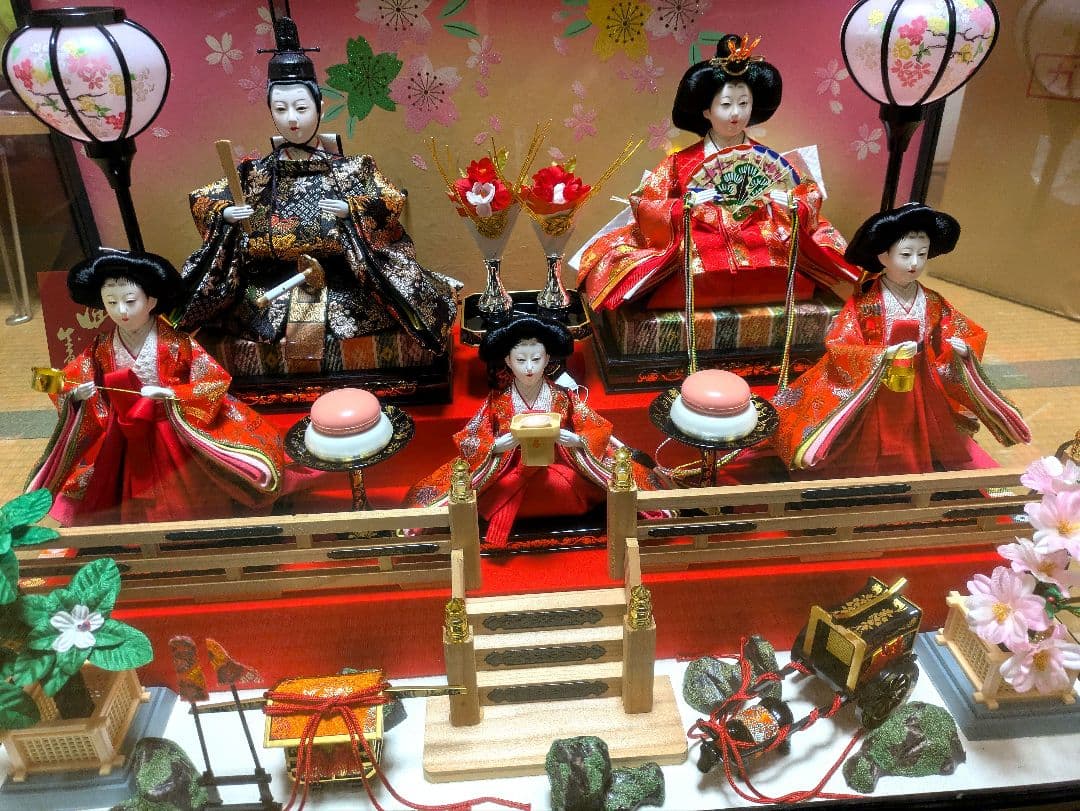 雛人形セット 伝統的な五人装飾付き