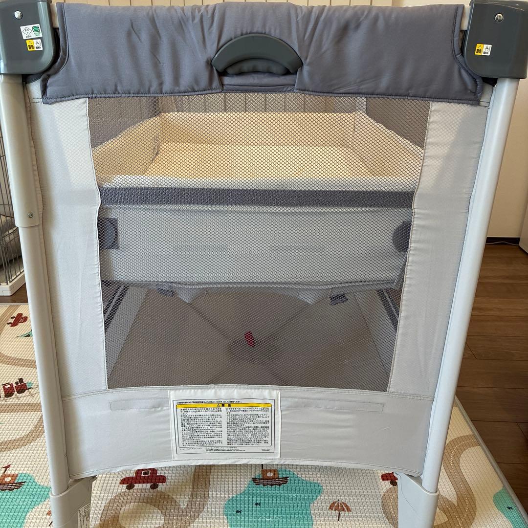 アップリカ　ココネル　グレー