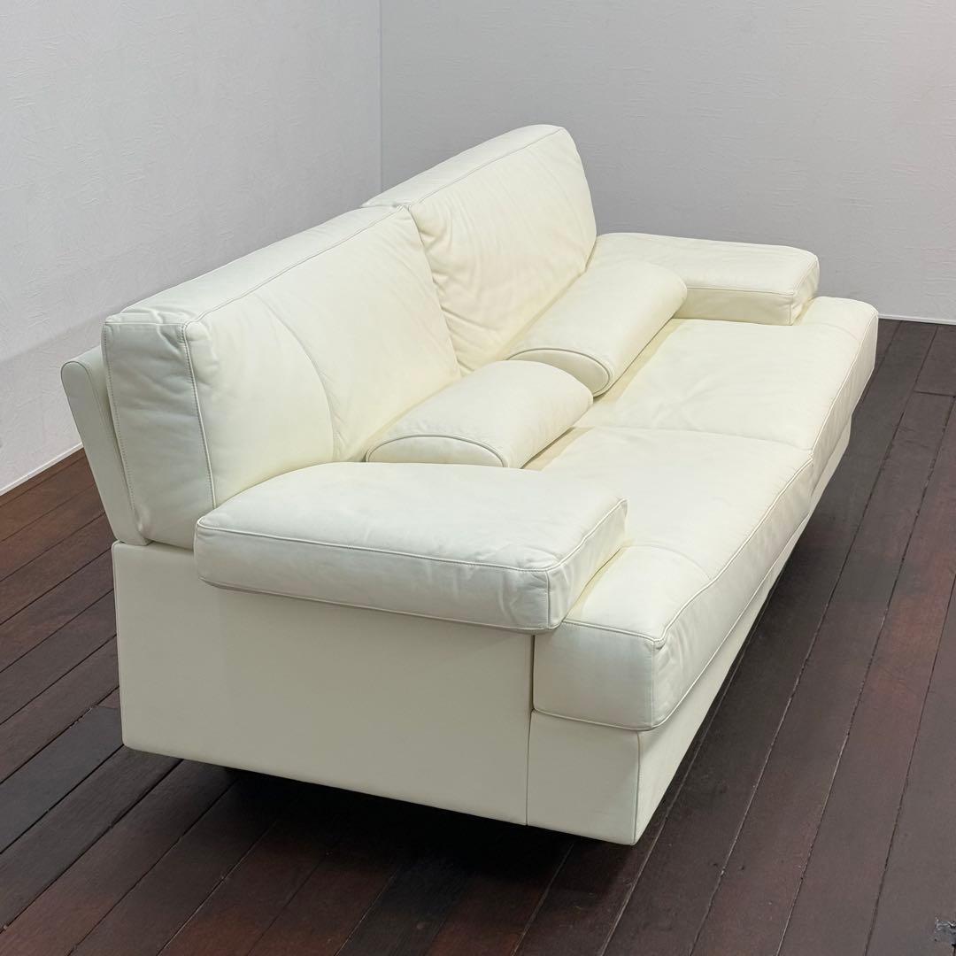 H111C31 展示品 ポルトローナフラウ ESKILO 2人掛けソファ