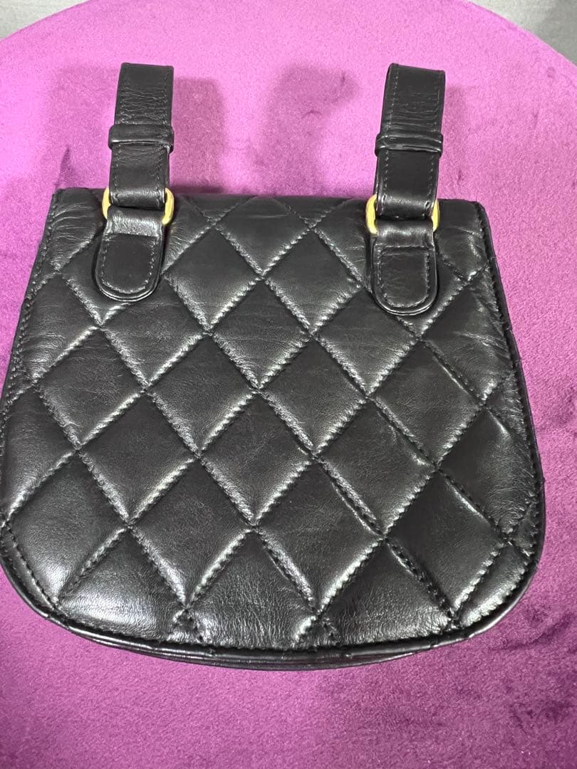 【美品】CHANEL ブラック レザー ボディバッグ