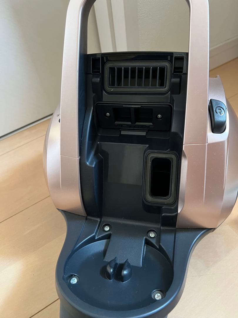 Panasonicサイクロン掃除機　MC-SR540G-P