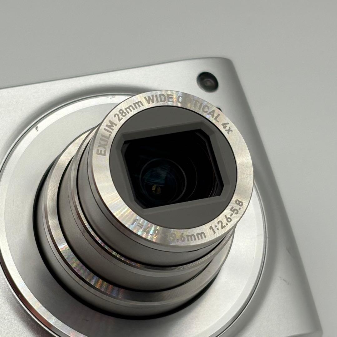 CASIO カシオ EXILIM EX-Z300 シルバー デジカメ 動作品