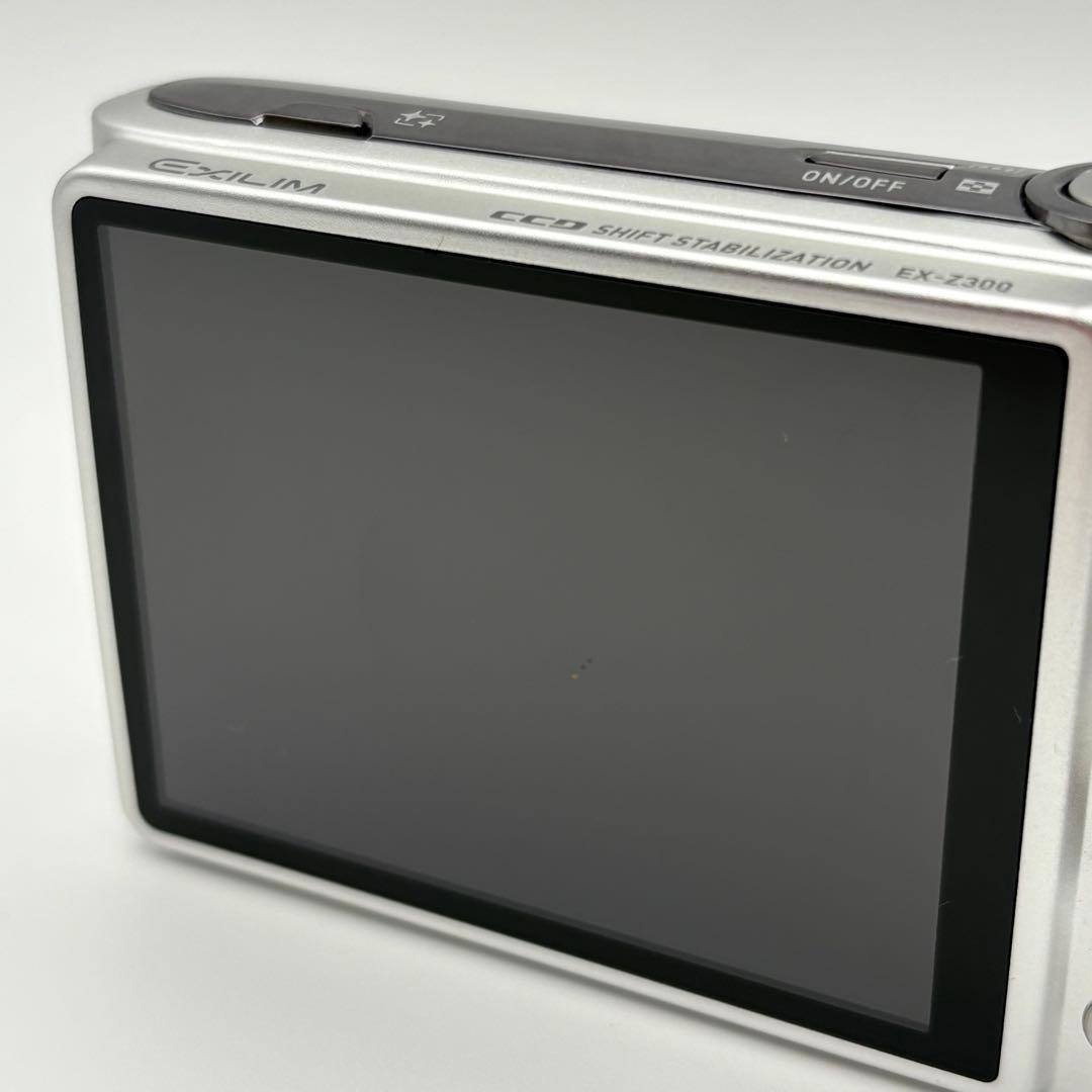 CASIO カシオ EXILIM EX-Z300 シルバー デジカメ 動作品