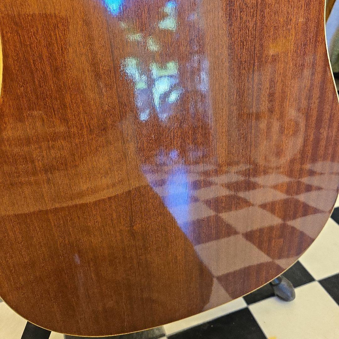 Aria ADW-200 TS アコースティックギター