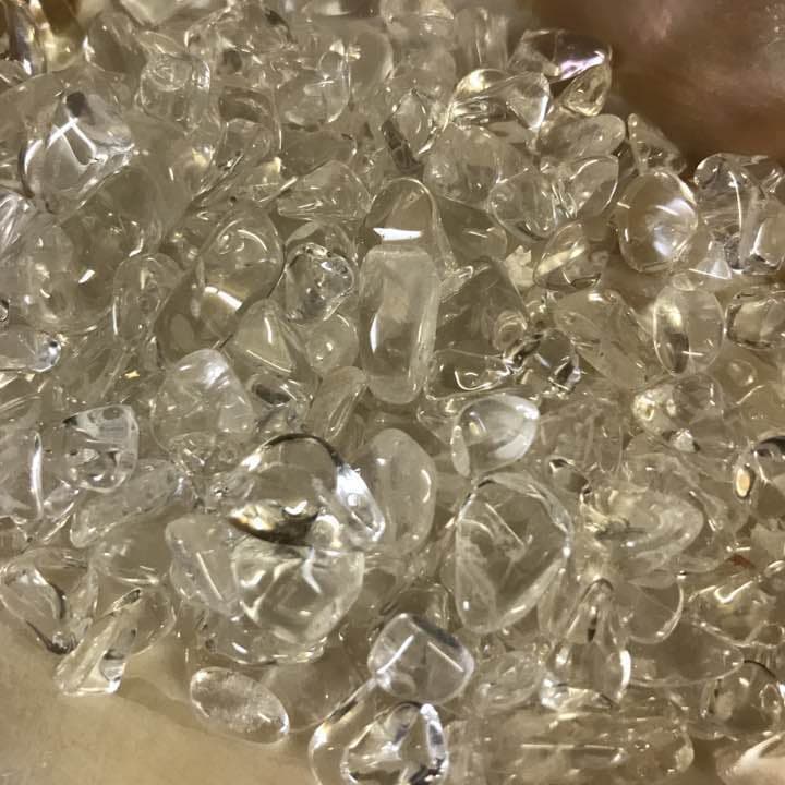 ★一押し特選★一年の浄化に♡【900g高透明度クリスタルクォーツ✴︎水晶さざれ】