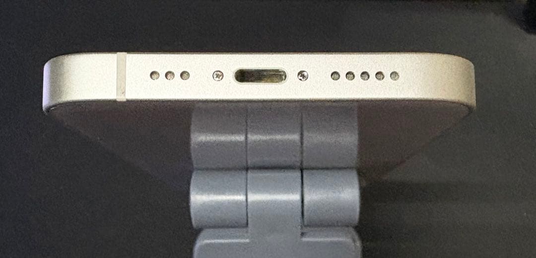 超美品 Apple iPhone 13 スターライト 256GB