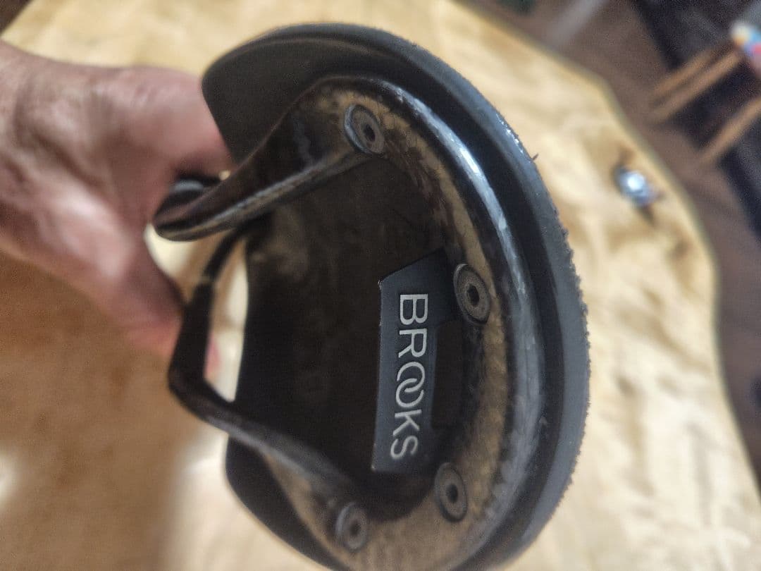 【値下げ】BROOKS カンビウムC13おまけ付き