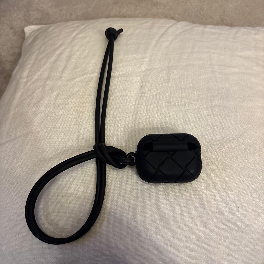 Bottega Veneta AirPodsProケース
