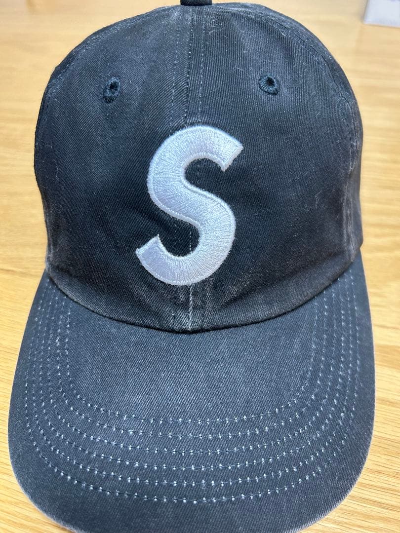 supreme Sロゴキャップ ブラック