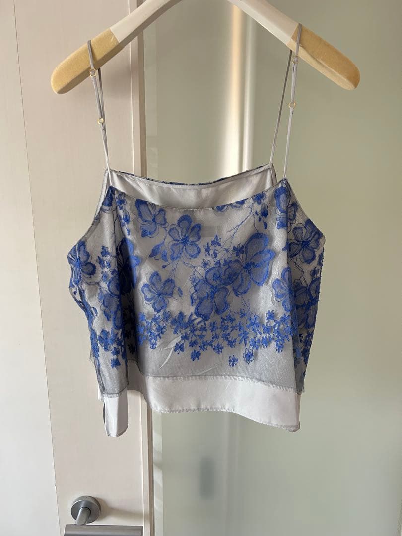 ebure エブール 2025秋冬 ブルーフラワーレースキャミ