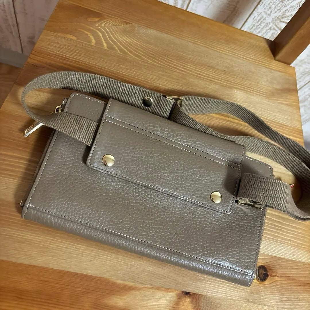 ianne イアンヌ ポリーヌ　ウエストポーチ　ウエストバッグ