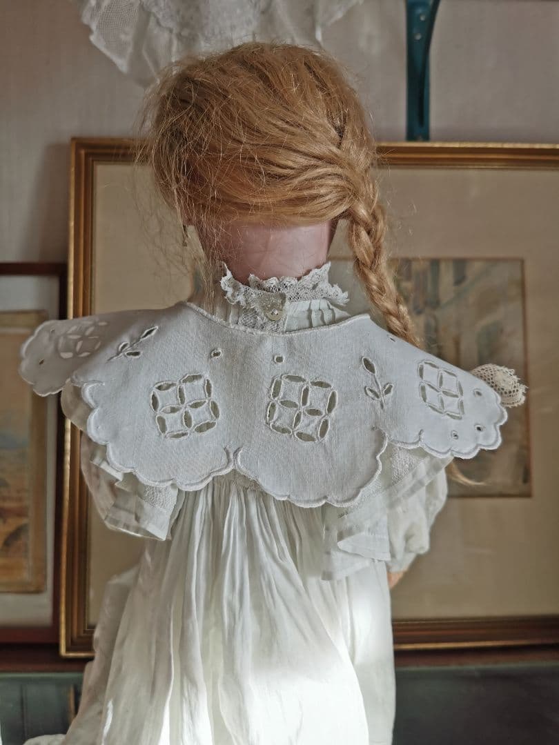 アンティーク オープンカットワーク花刺繍 アイレット スカラップスタイ 付け襟