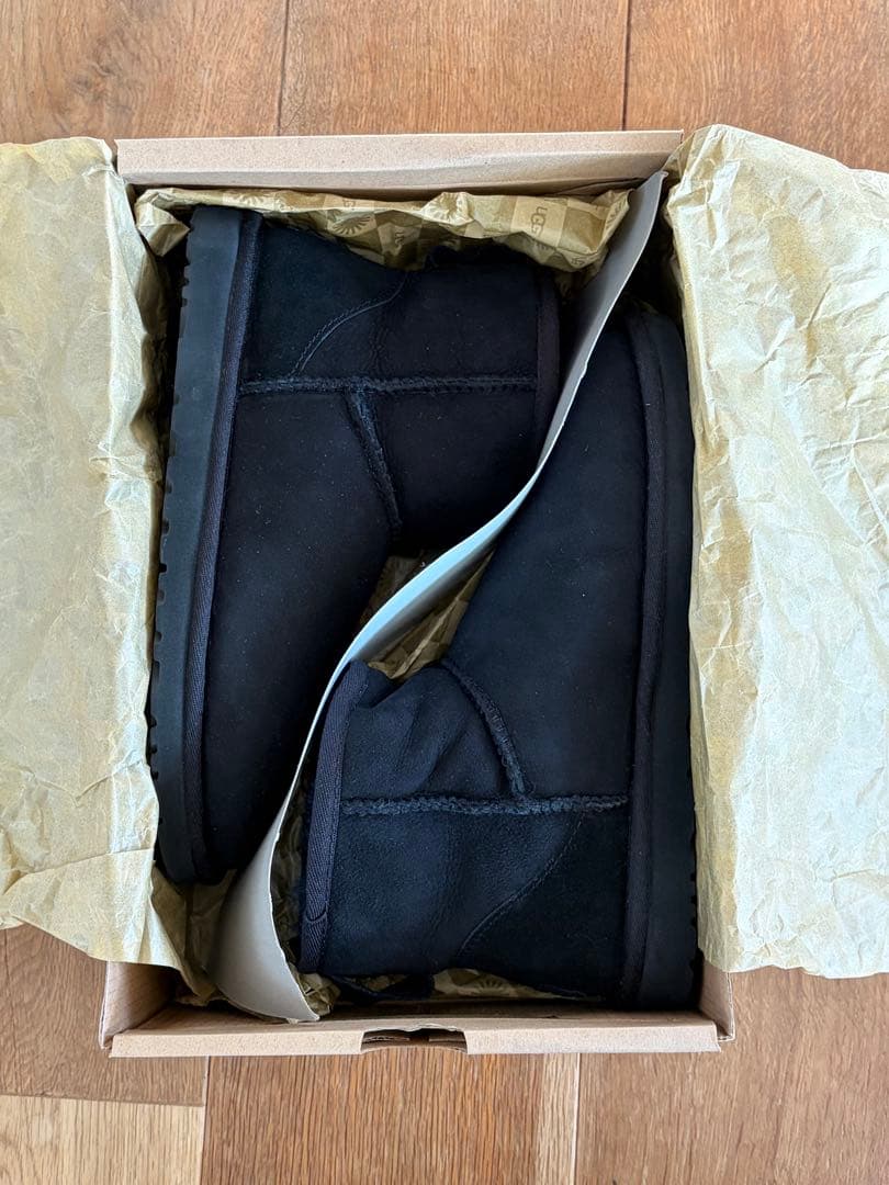 UGG ブーツ W CLASSIC MINI 5854W/BLK