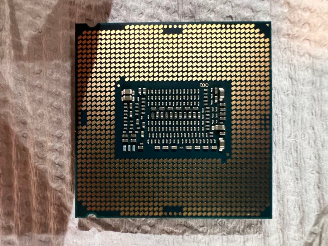 インテル® Core™ i7-8700 プロセッサー 6個