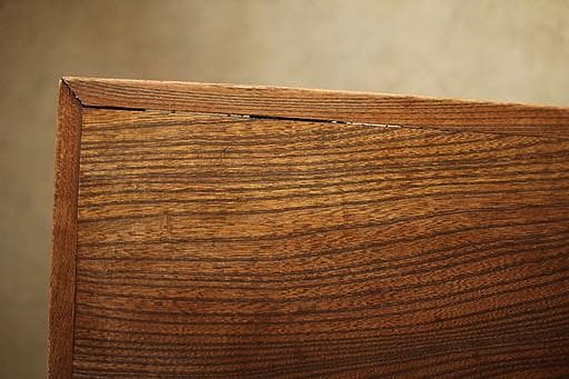 古い木製無垢材のテーブル　座卓