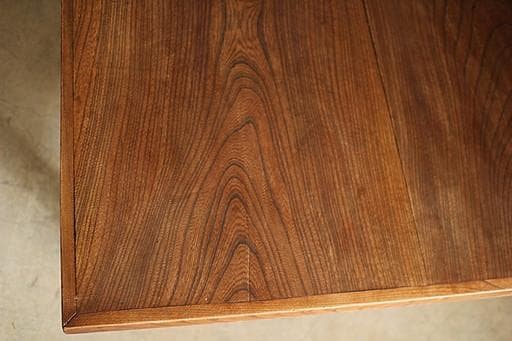 古い木製無垢材のテーブル　座卓