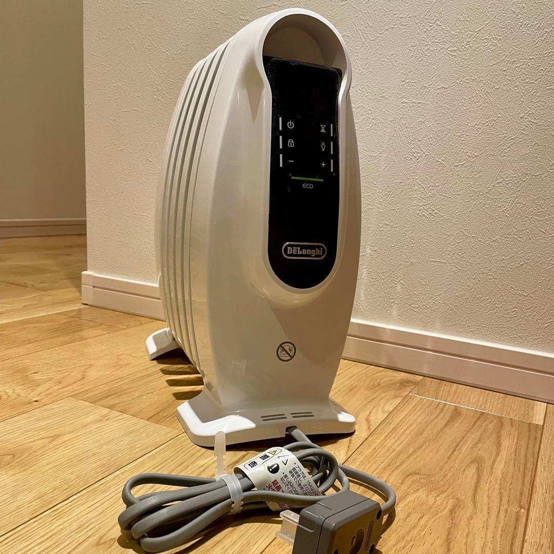 ナチュラル　De'Longhi デロンギ ミニオイルヒーターNJ0505E