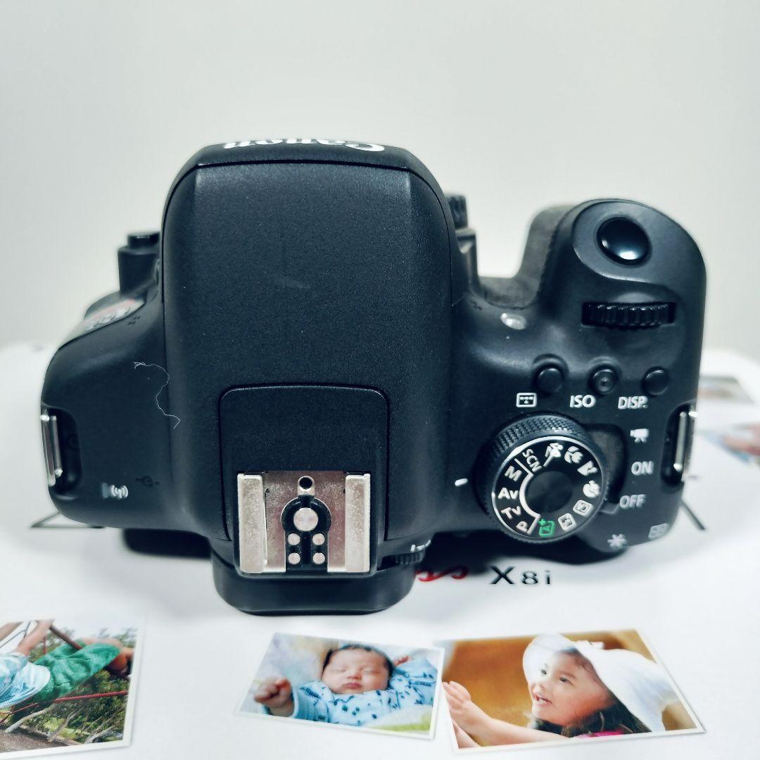 【完品☆動作確認済】Canon EOS Kiss X8i　ダブルズームキット