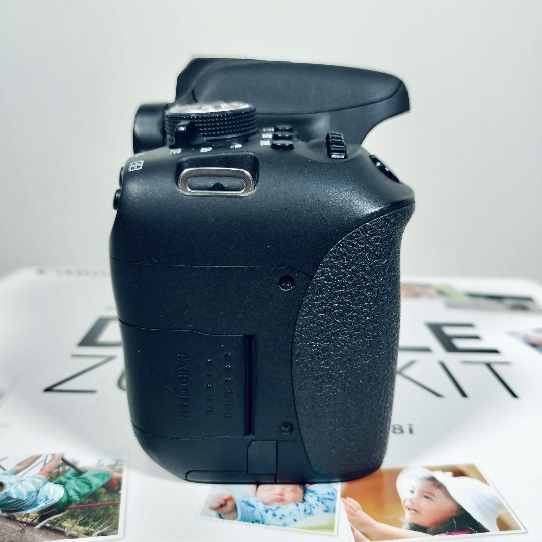 【完品☆動作確認済】Canon EOS Kiss X8i　ダブルズームキット