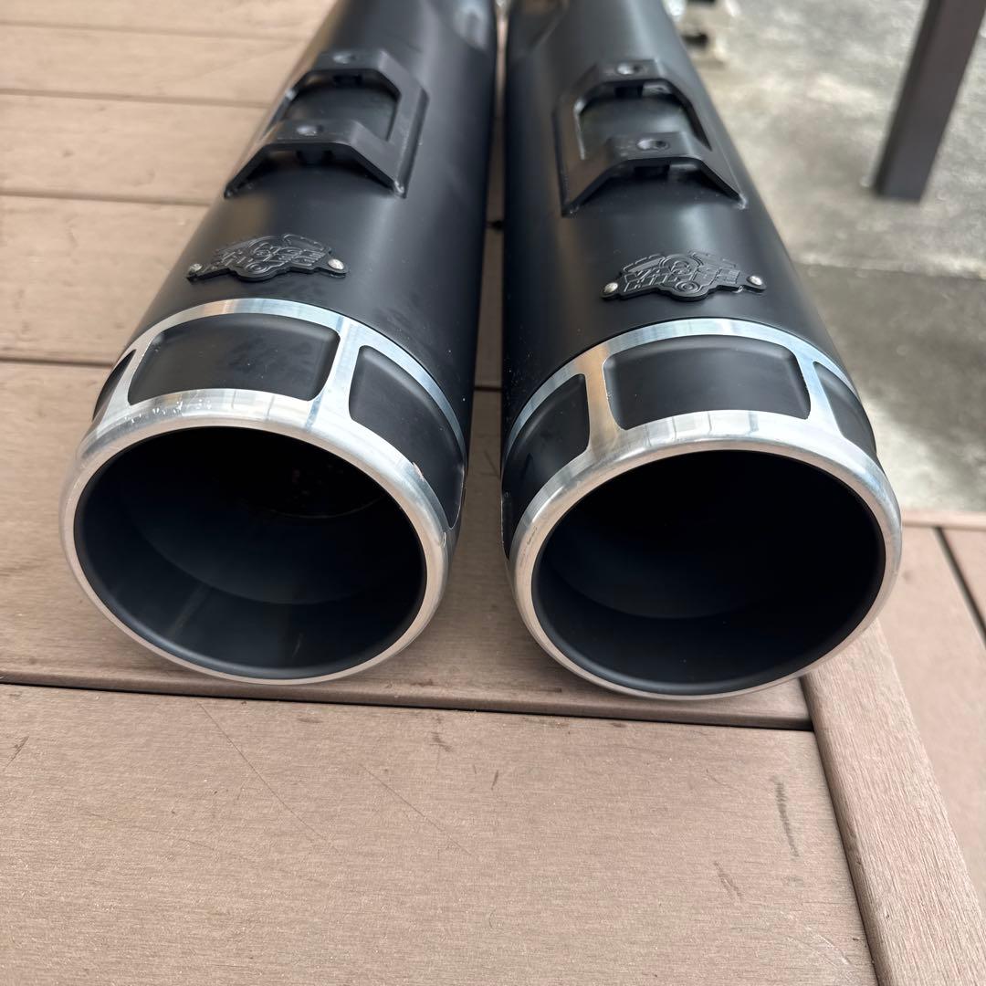 Vance & Hines ブラックマフラー