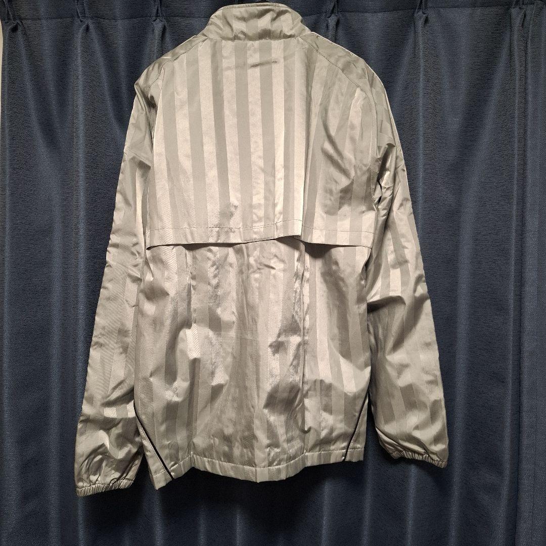 アシックス ウィンドブレーカー Lサイズ シルバー