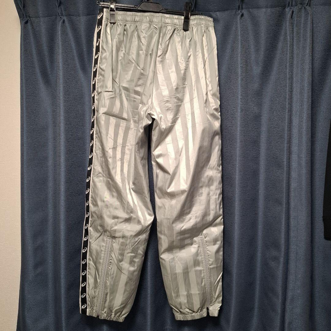 アシックス ウィンドブレーカー Lサイズ シルバー