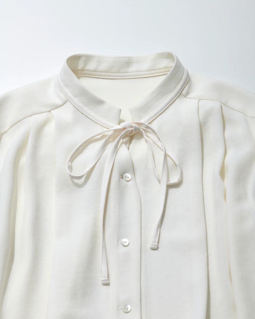 新品 soeju ソージュ ジョーゼットリボンブラウス