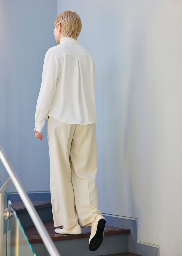 新品 soeju ソージュ ジョーゼットリボンブラウス