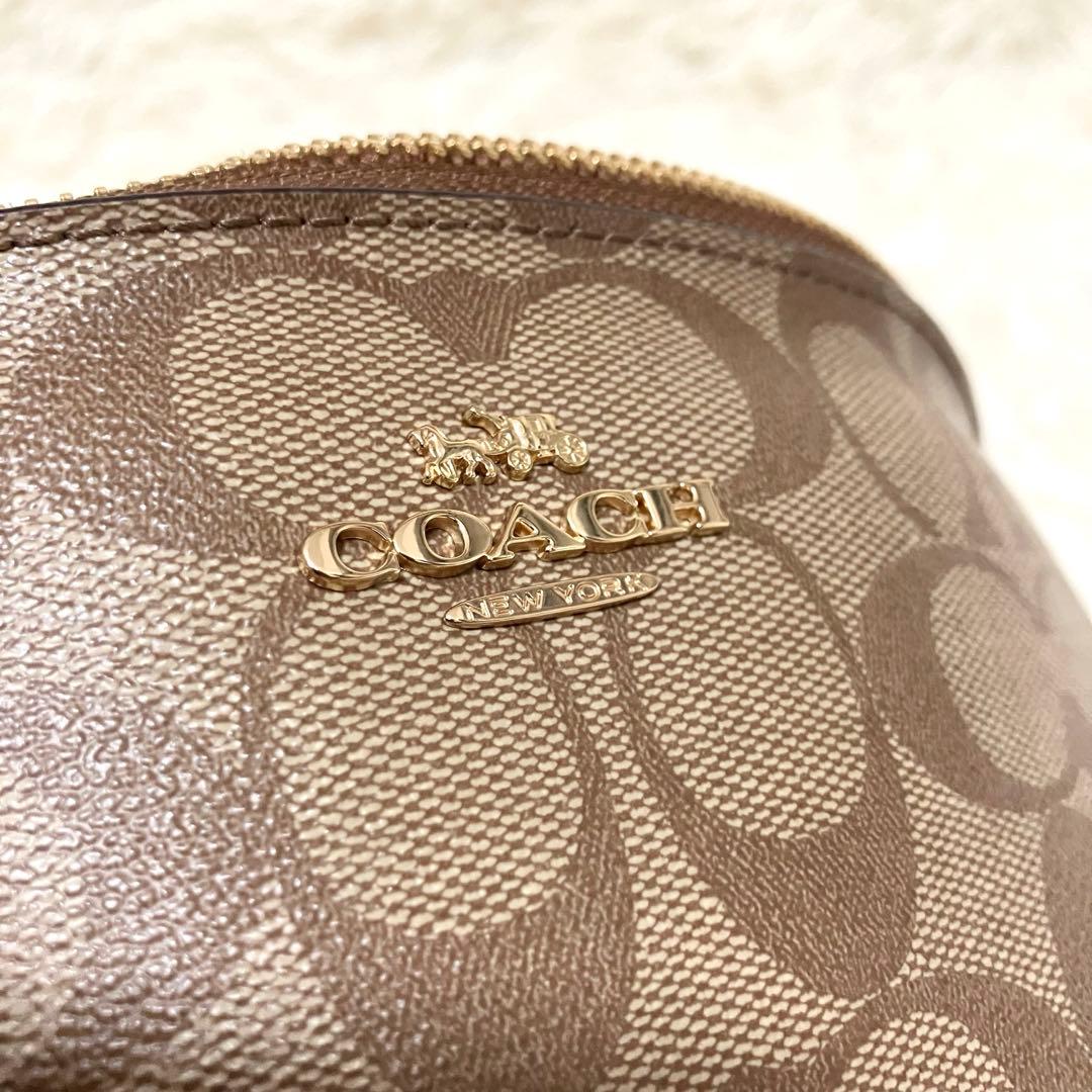 【極美品】coach ウエストバッグ PVC シグネチャー