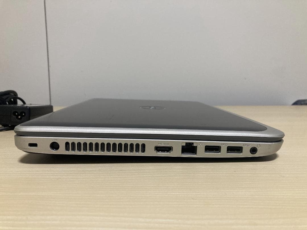 ★★DELLタッチパネルノート Core i5/HDD 1000GBメモリ8GB