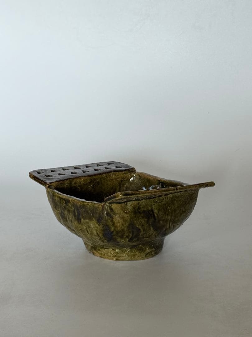 キムホノ　金憲鎬　織部鉢