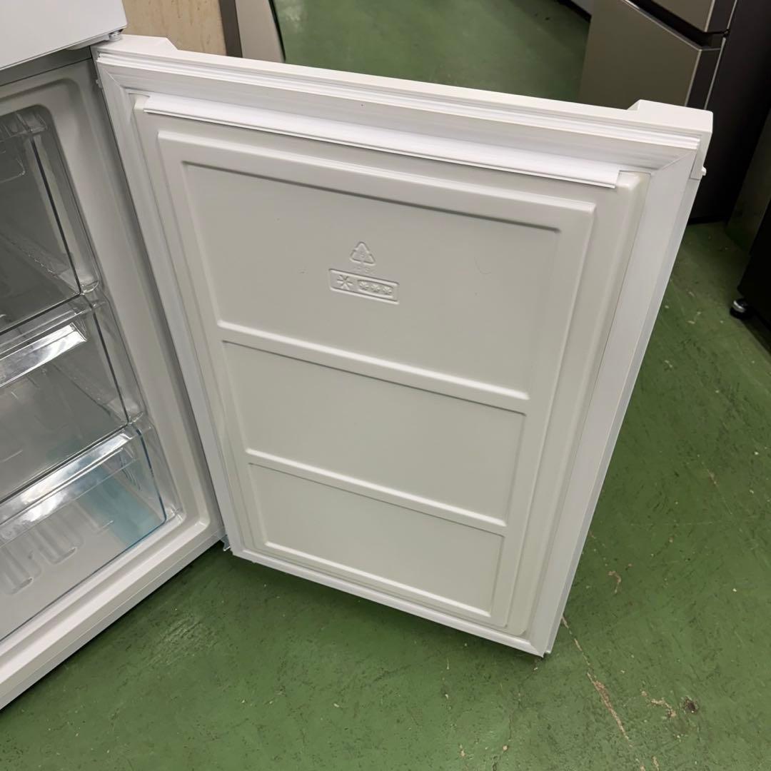 640 SHARP 中型冷蔵庫 200L強 230L 小型 一人暮らし 2ドア