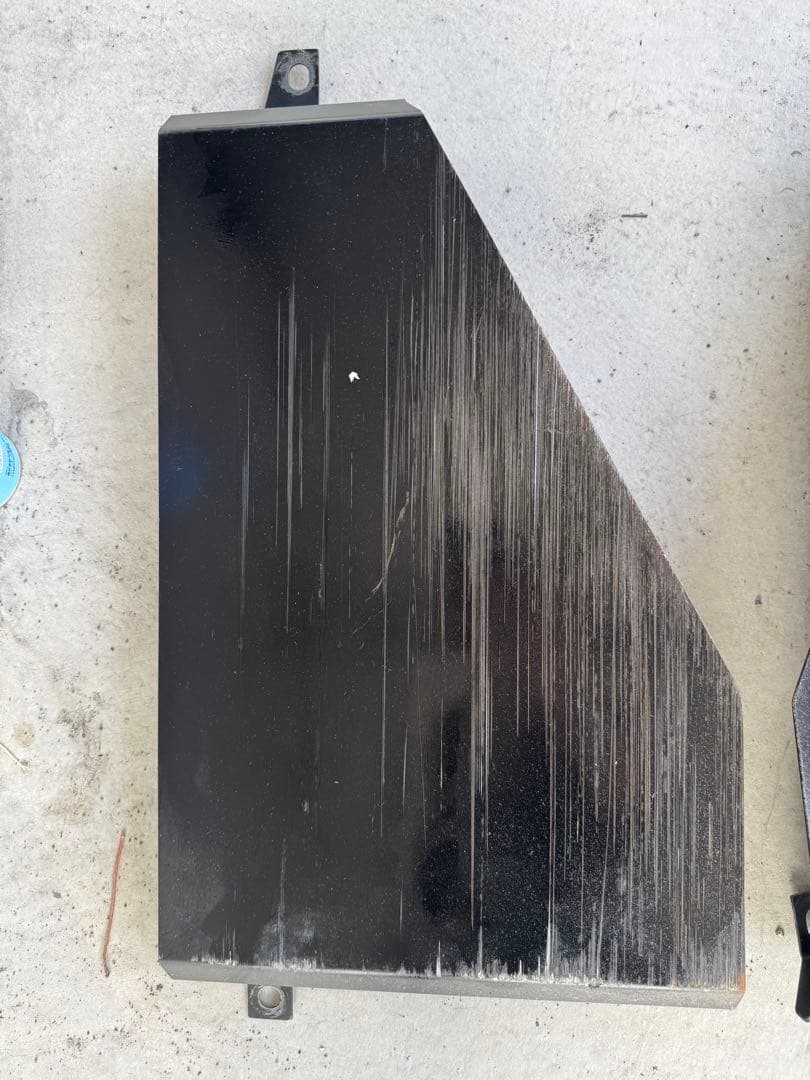 燃料タンクガード マークX 18.20クラウン