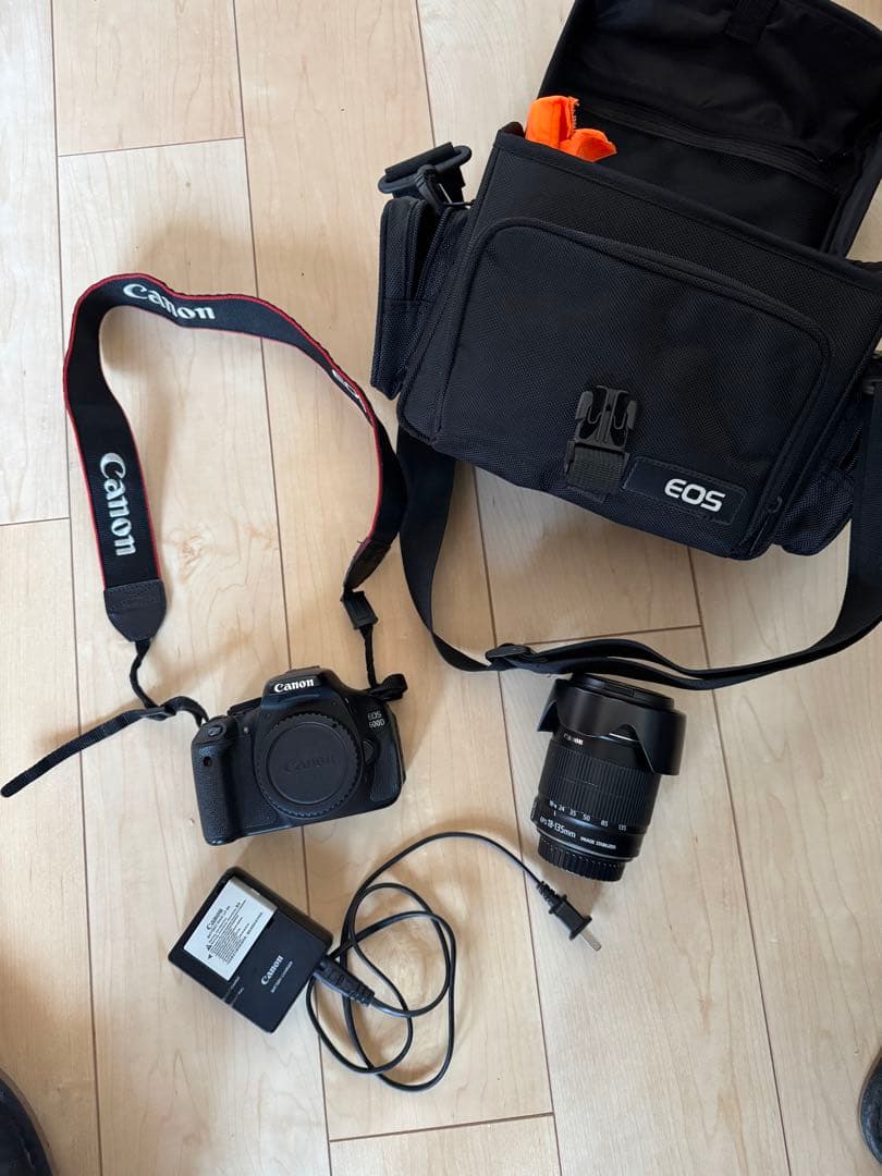 Canon EOS 600D デジタル一眼レフ