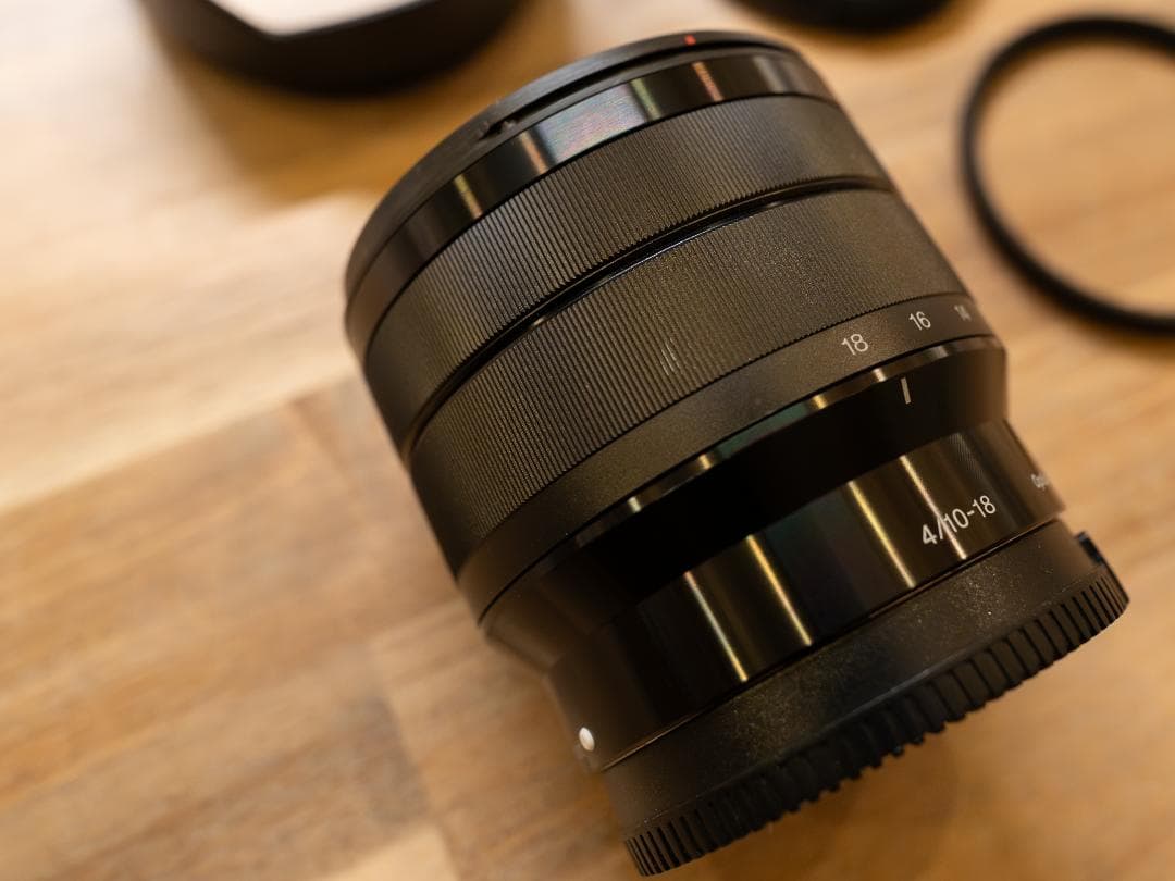 SONY SEL1018 OSS レンズ
