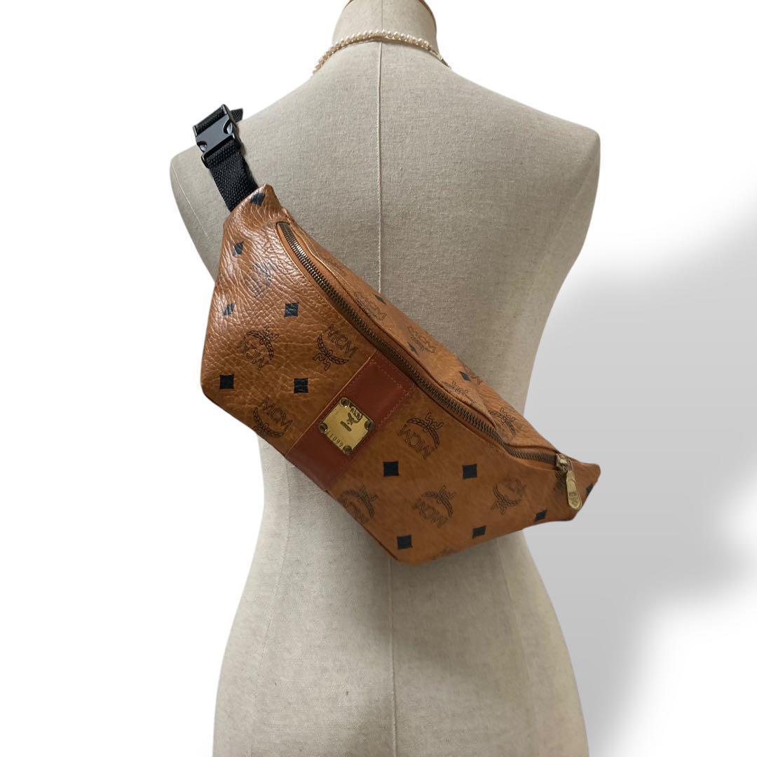 【美品】エムシーエム　ヴィセトス ボディバッグ　ウエストポーチ　レザー　キャメル