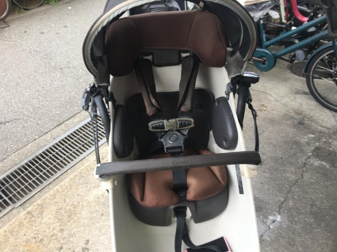 地域限定送料無料　ギュットミニ　三人乗り　13,2AH　ピンク　神戸　電動自転車