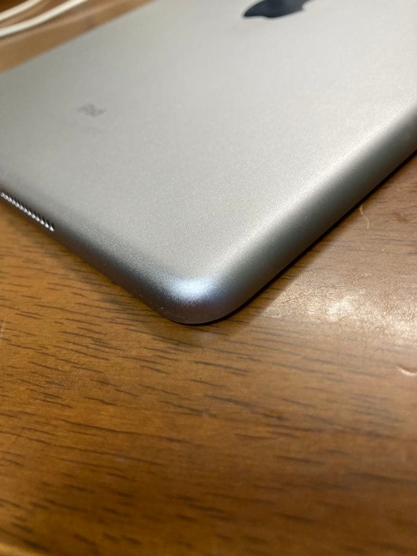 Apple iPad (第5世代) 32GB Wi-Fi