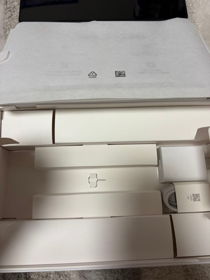 REDMI Pad 2 本体 + カバー　ラベンダー、4GB 128GB