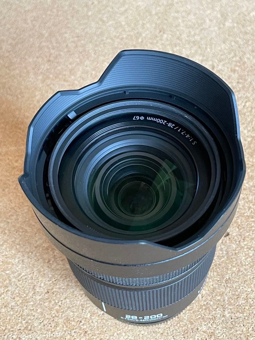 LUMIX S5 ミラーレス一眼 28-200mmレンズ付き