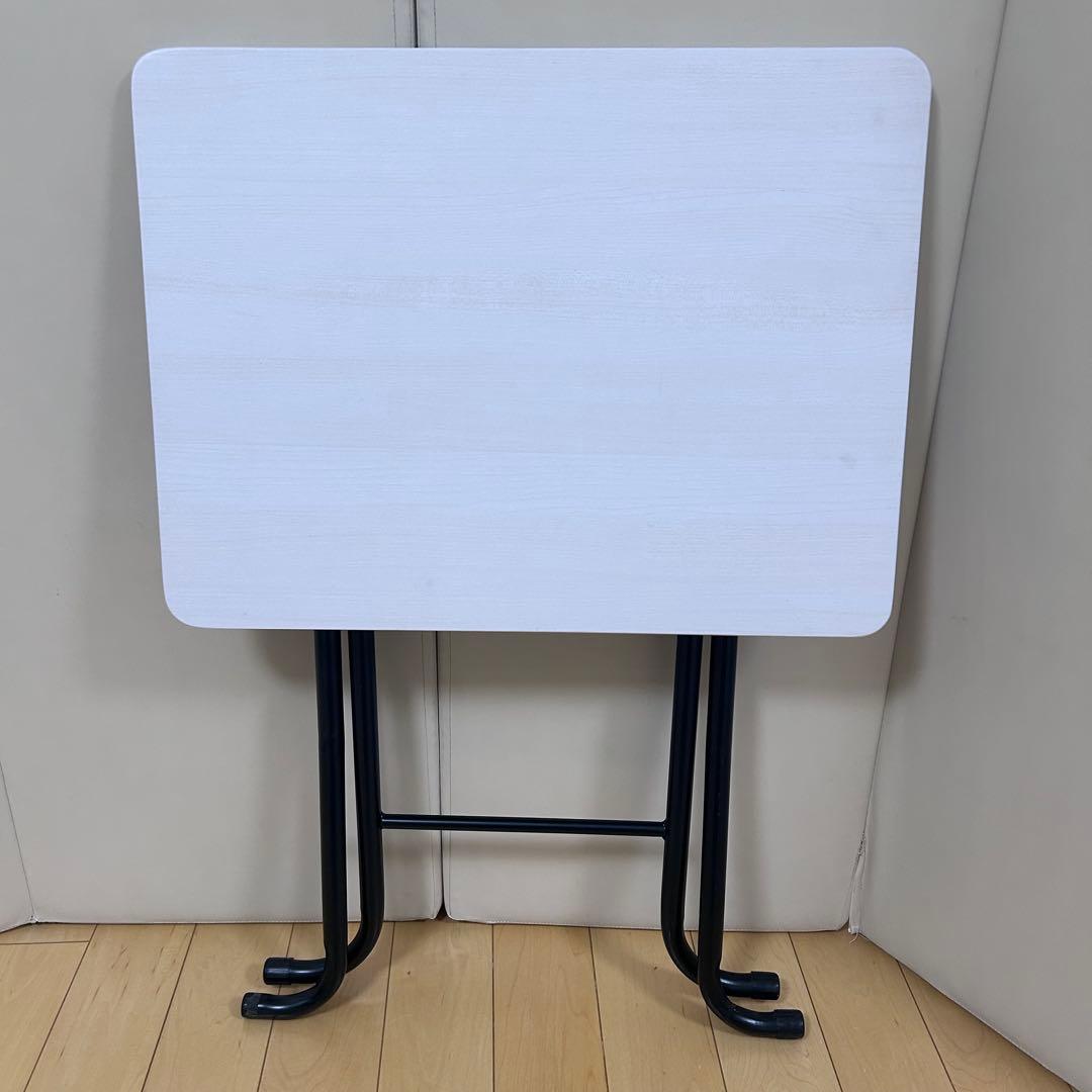 北欧　折りたたみテーブル　ホワイト　幅56 コーヒーテーブル　カフェテーブル